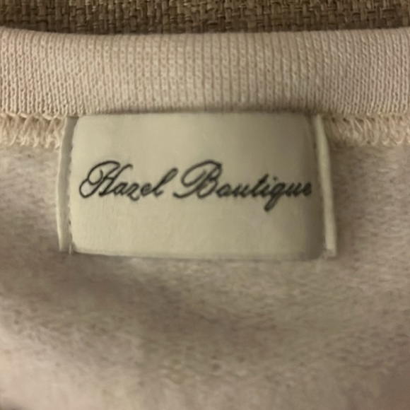 Hazel Boutique Crewneck🍋🍑 - Picture 3 of 4